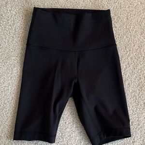 Lululemon Wunder Train High Rise Short 8” Black